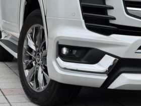 TOYOTA LAND CRUISER ZX-2025